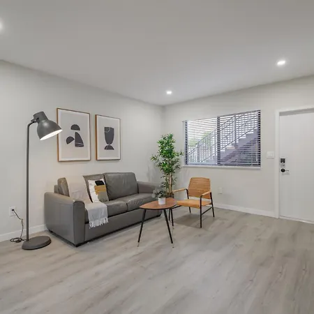Apartment In The Famous Calle Ocho In Miami